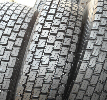 yellow sea brand truck tyre 1000R20 with BIS